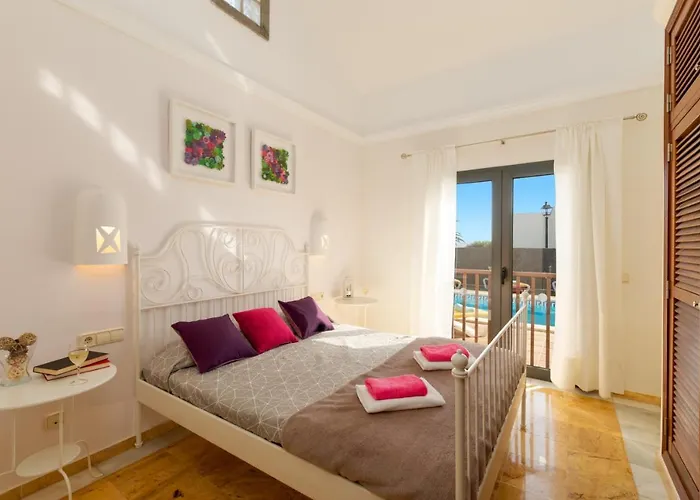 Alhambra By * بلايا بلانكا