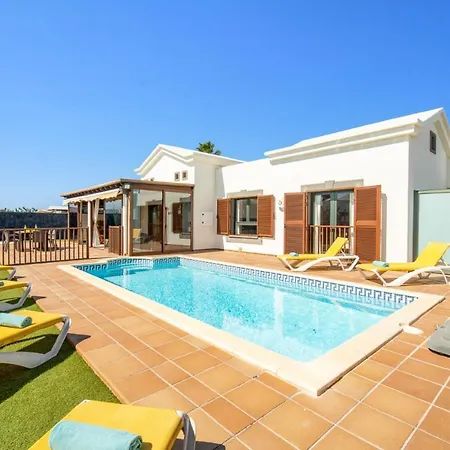 Alhambra By * 普拉亚布兰卡