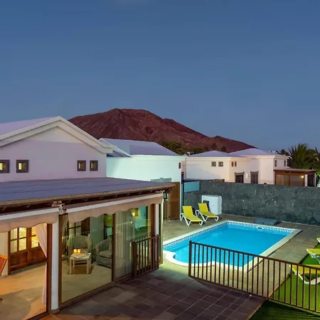 Alhambra By Willa Playa Blanca (Lanzarote)